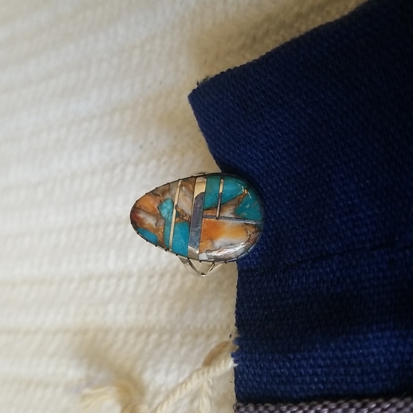 Sterling & Turquoise Ring - Picture 7 of 10